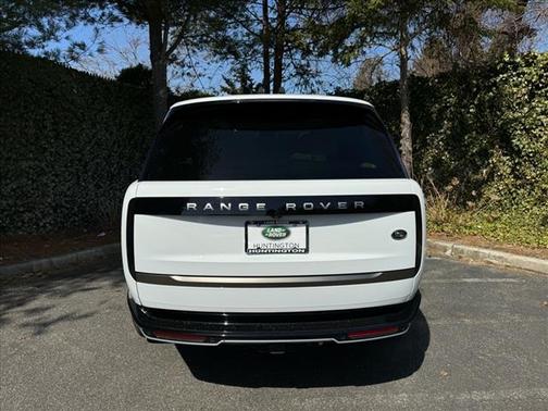 2023 Land Rover Range Rover SE