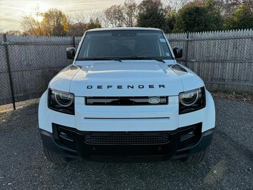 2026 Land Rover Defender 110S