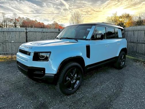 2026 Land Rover Defender 110S