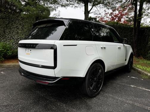 2025 Land Rover Range Rover P400 SE