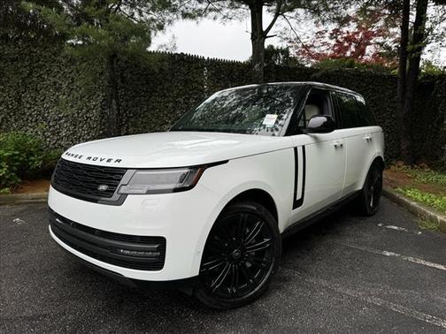 2025 Land Rover Range Rover P400 SE