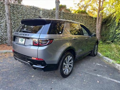 2025 Land Rover Discovery Sport Dynamic SE