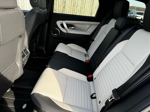 2025 Land Rover Discovery Sport Dynamic SE