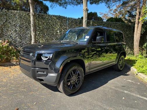 2026 Land Rover Defender 110S