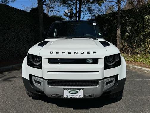 2024 Land Rover Defender 110 S