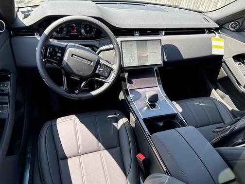 2026 Land Rover Range Rover Evoque Dynamic SE