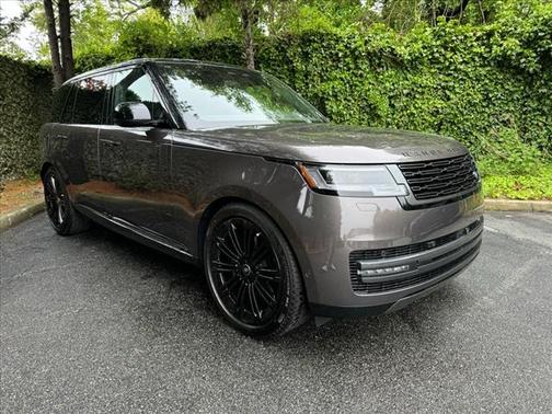 2025 Land Rover Range Rover P400 SE 7 Seat