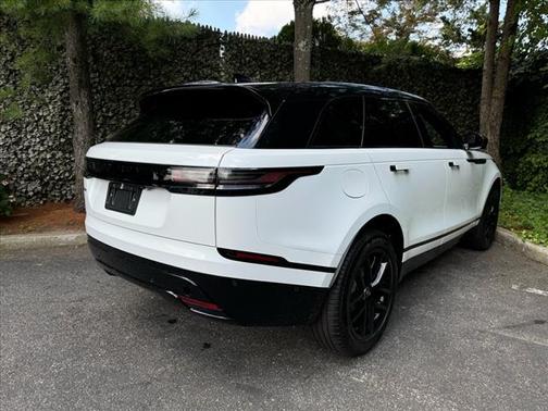 2026 Land Rover Range Rover Velar P250 SE R-Dynamic