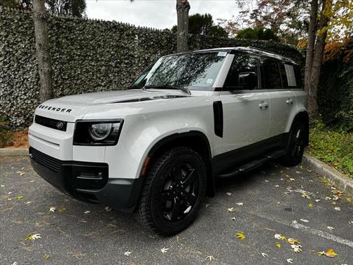 2026 Land Rover Defender 110S