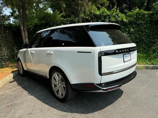 2023 Land Rover Range Rover SE