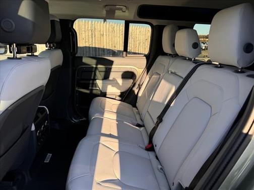 2025 Land Rover Defender P300