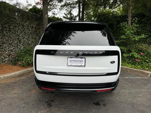 2023 Land Rover Range Rover SE