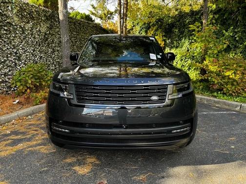 2025 Land Rover Range Rover P530 SE 7 Seat