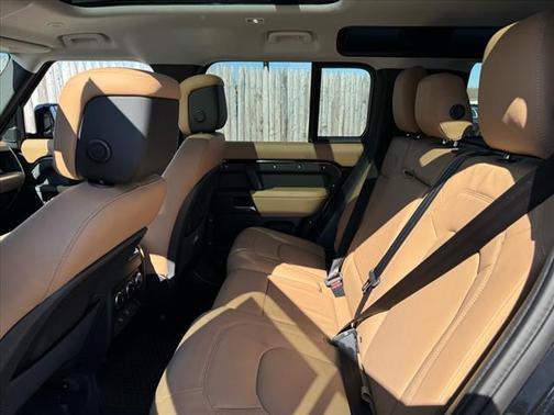 2025 Land Rover Defender P400 S