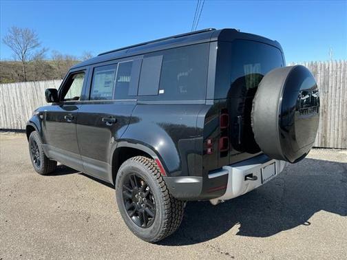 2025 Land Rover Defender P400 S
