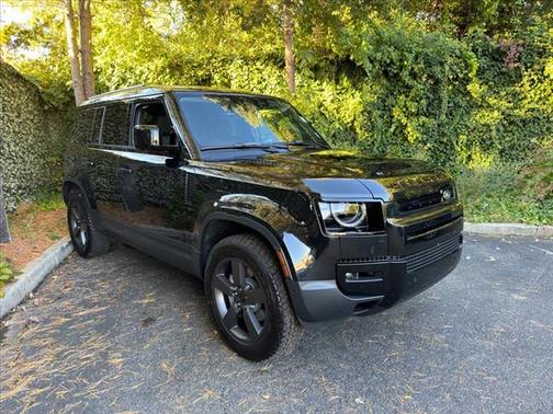2026 Land Rover Defender 110S