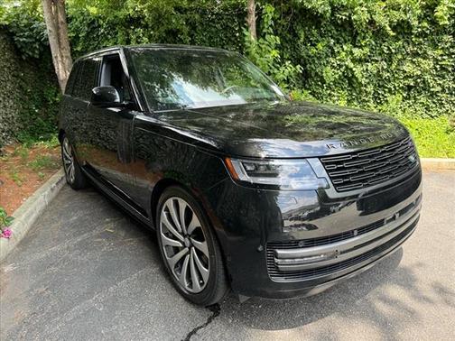 2025 Land Rover Range Rover P400 SE