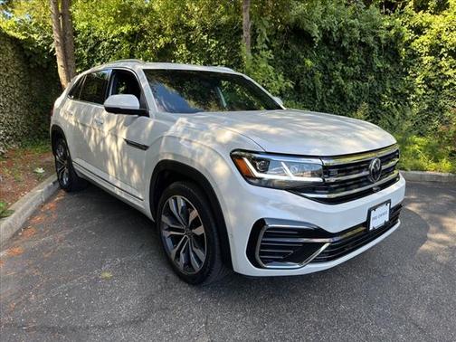 2023 Volkswagen Atlas Cross Sport 3.6L V6 SEL Premium R-Line