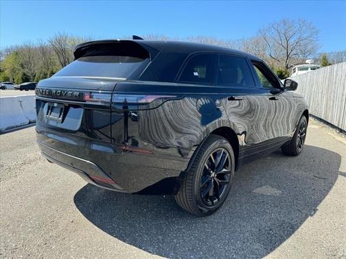 2026 Land Rover Range Rover Velar P250 SE R-Dynamic