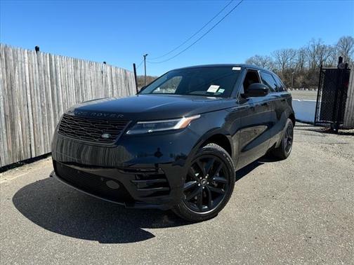 2026 Land Rover Range Rover Velar P250 SE R-Dynamic