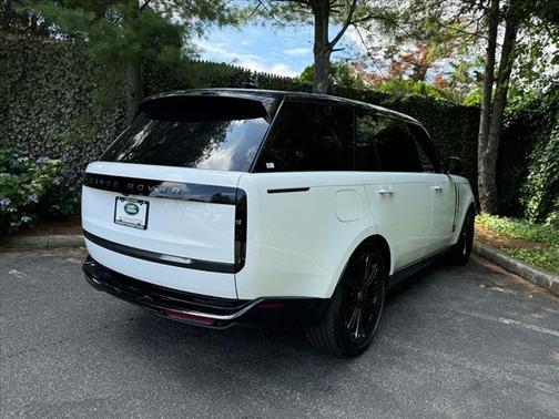 2025 Land Rover Range Rover P400 SE 7 Seat