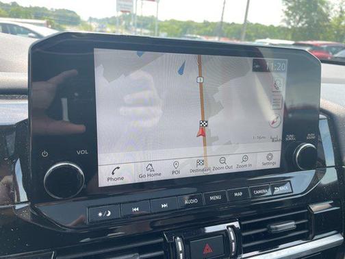 2022 Nissan Pathfinder SL 2WD