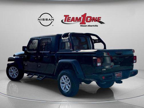 2023 Jeep Gladiator Sport S