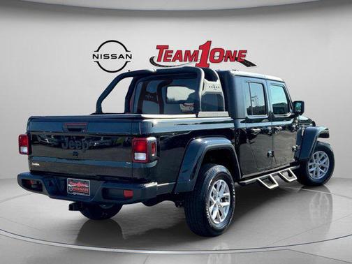 2023 Jeep Gladiator Sport S