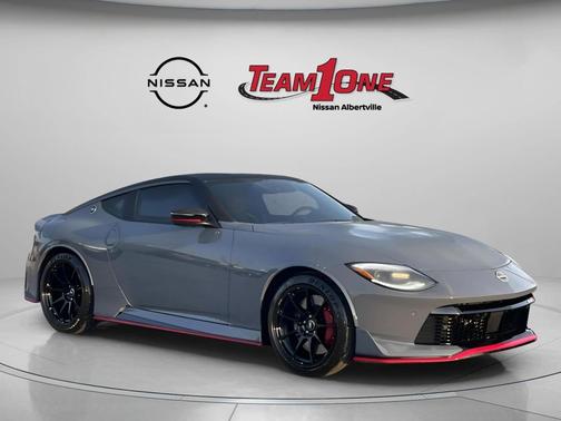 Stealth Gray/Super Black 2026 Nissan Z NISMO