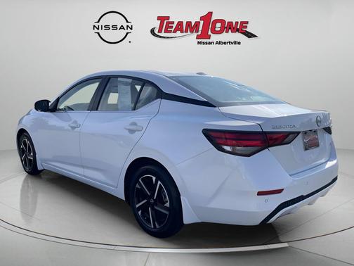 Aspen White Tricoat 2024 Nissan Sentra SV