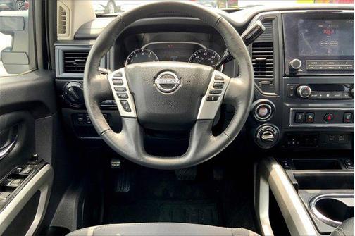 2024 Nissan Titan SV