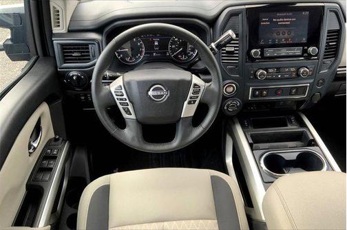 2024 Nissan Titan SV