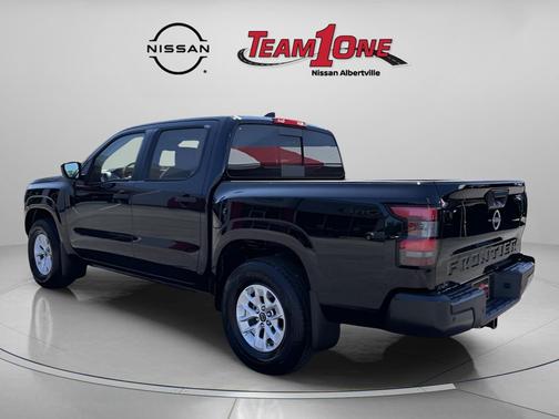 Super Black 2026 Nissan Frontier S