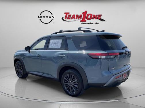 Baltic Teal 2026 Nissan Pathfinder SL