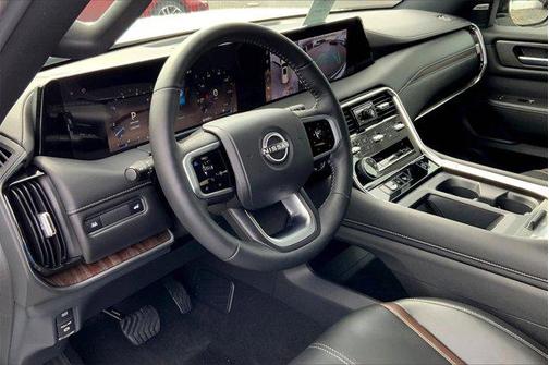 2025 Nissan Armada SL 2WD