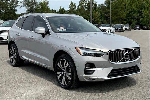 2023 Volvo XC60 B5 Plus Bright Theme