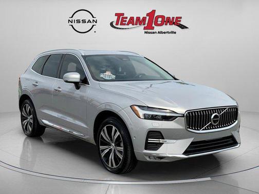 2023 Volvo XC60 B5 Plus Bright Theme