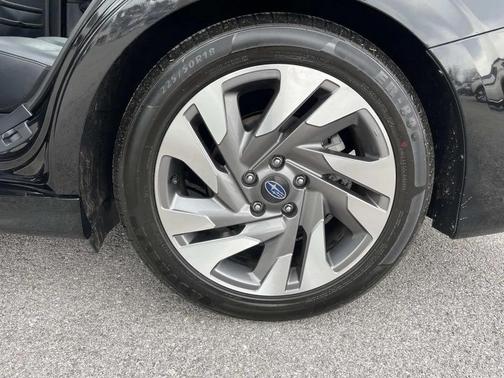 Crystal Black Silica 2024 Subaru Legacy Touring XT