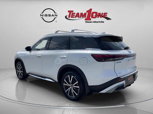 Majestic White 2023 INFINITI QX60 SENSORY