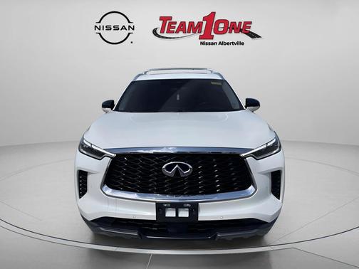Majestic White 2023 INFINITI QX60 SENSORY