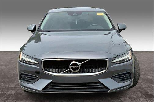 2019 Volvo S60 T5 Momentum
