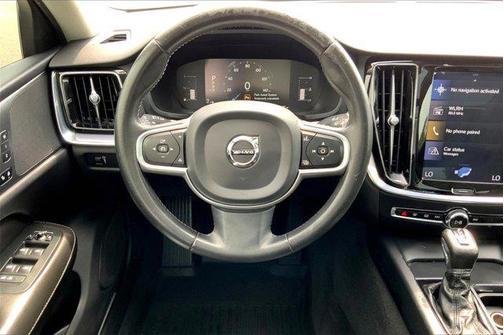 2019 Volvo S60 T5 Momentum