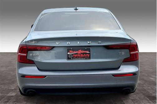 2019 Volvo S60 T5 Momentum