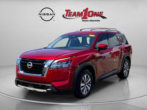 2023 Nissan Pathfinder SL 4WD