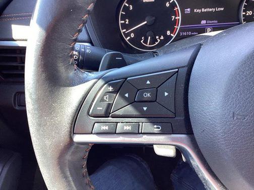 2022 Nissan Altima SR FWD