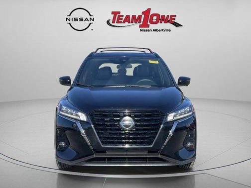 2021 Nissan Kicks SR