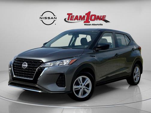 Gun Metallic 2025 Nissan Kicks S