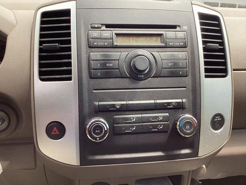 2010 Nissan Frontier SE
