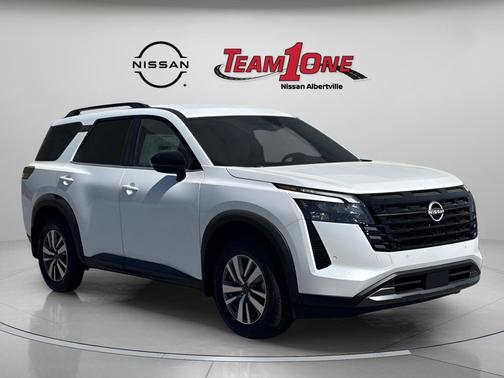 Everest White Pearl Tricoat 2026 Nissan Pathfinder SL