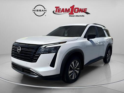 Everest White Pearl Tricoat 2026 Nissan Pathfinder SL